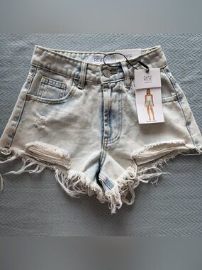 Rise Supply Co. Light Wash Denim Frayed Hem Shorts Size 00